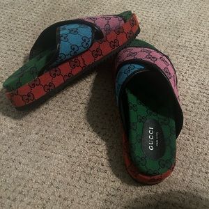 Women’s Gucci sandals